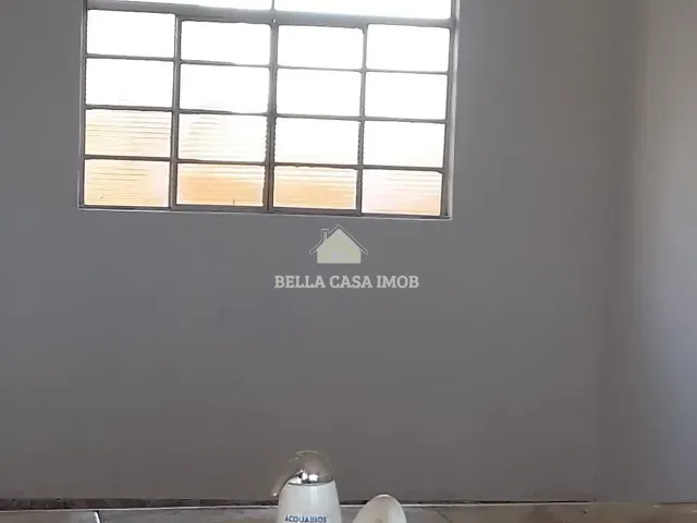 Casa com 150m² 2 quartos e 1 banheiro, à venda, no bairro Jardim Simus em Sorocaba