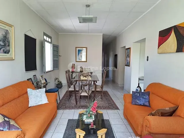 Casa com 494m², à venda, no bairro Centro em Parnaíba