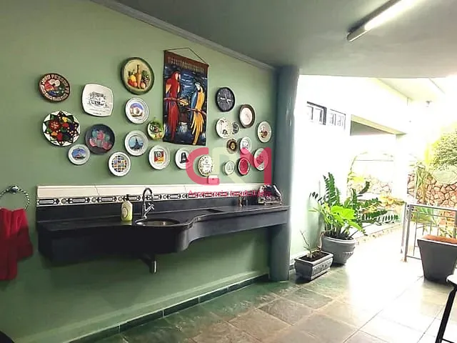 Casa com 371m² 3 quartos e 3 banheiros, à venda, no bairro Parque Residencial Laranjeiras I em Taquaritinga