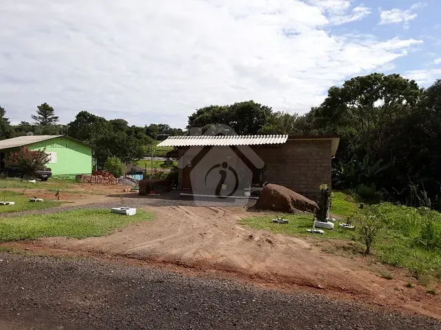 Casa com 1305m² 1 quarto e 2 banheiros, à venda, no bairro Centro em Fazenda Vilanova