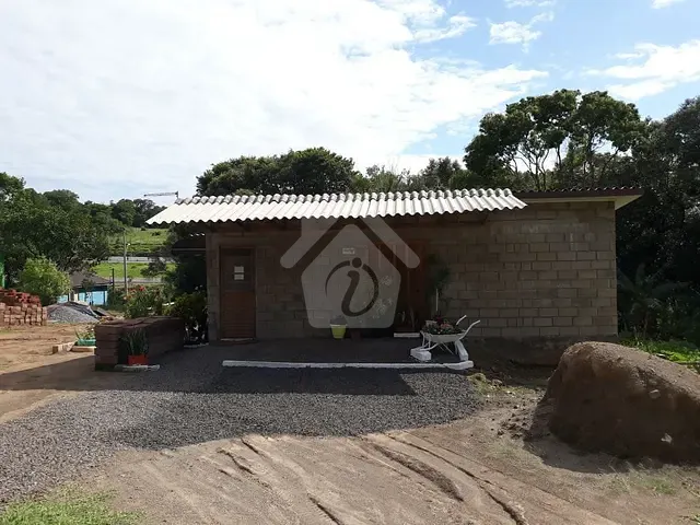 Casa com 1305m² 1 quarto e 2 banheiros, à venda, no bairro Centro em Fazenda Vilanova