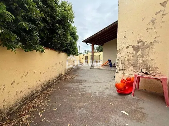Casa com 316m² 3 quartos e 1 banheiro, à venda, no bairro Jardim São Domingos em Mococa