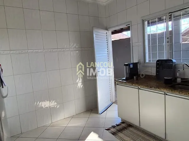 Casa 2 quartos e 2 banheiros, à venda, no bairro Vila Maringá em Jundiaí