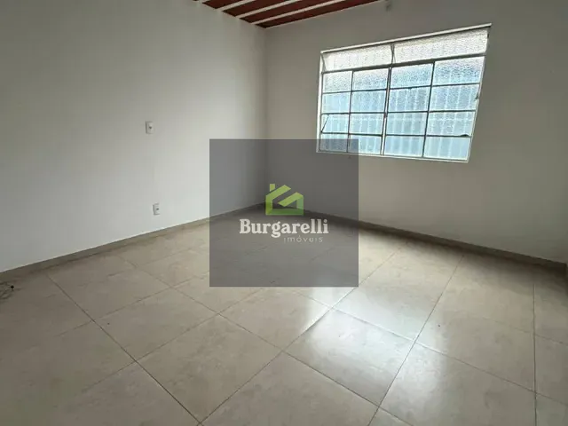 Casa para alugar, no bairro Centro em Lavras