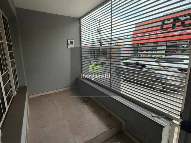Casa para alugar, no bairro Centro em Lavras