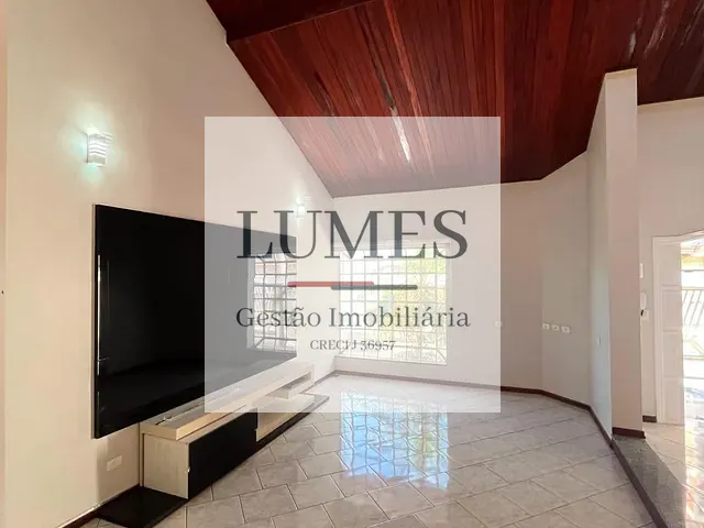 Casa 3 quartos e 3 banheiros, à venda, no bairro Vila Santo Antônio em Americana