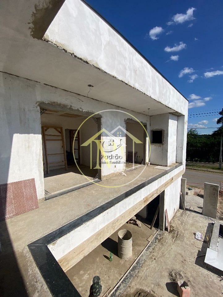 Casa à venda com 3 quartos, 405m² - Foto 3