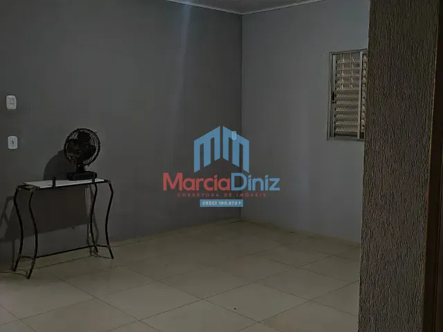 Casa com 250m² 3 quartos e 4 banheiros, à venda, no bairro Jardim Flamboyant em Guará