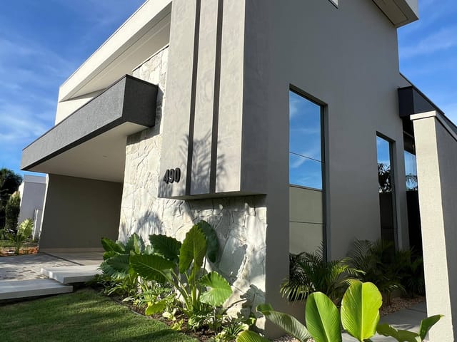 Casa com 385m² 3 quartos e 3 banheiros, à venda, no bairro Condomínio Portal da Mata em Sinop