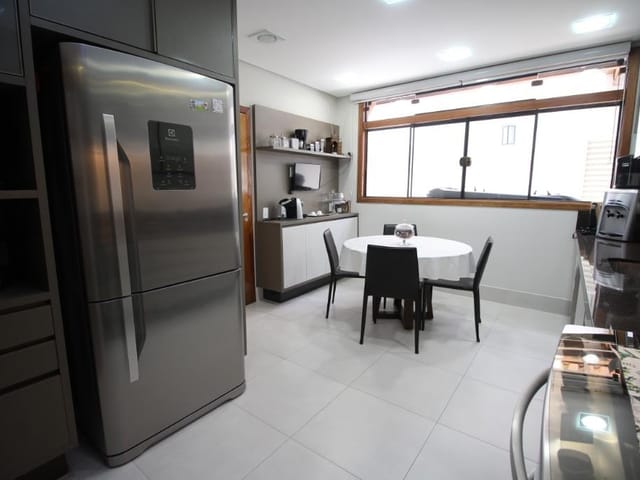Foto do Casa - Casa à venda 4 Quartos, 3 Suites, 4 Vagas, 450M², Pinheirinho, Itajubá - MG | MOHALLEM e LOPES CORRETAGEM E ADMINISTRACAO DE IMOVEIS LTDA