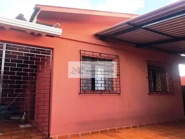 Casa 3 quartos e 1 banheiro, à venda, no bairro Ideal em Londrina