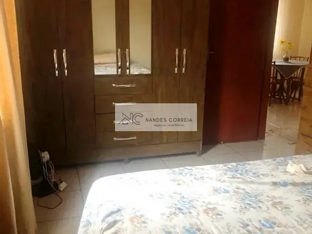 Casa 3 quartos e 1 banheiro, à venda, no bairro Ideal em Londrina
