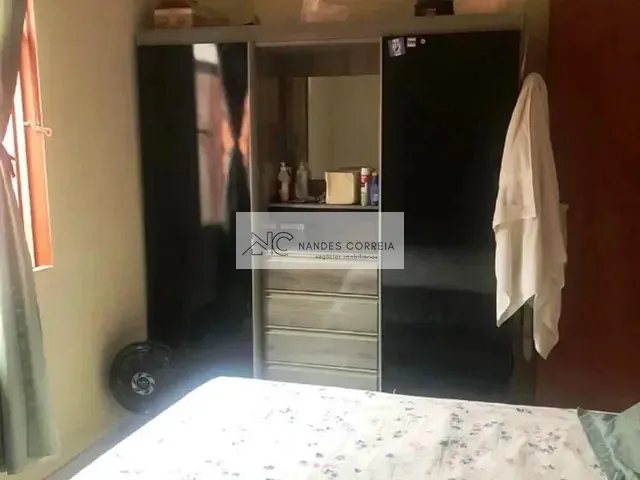 Casa 3 quartos e 1 banheiro, à venda, no bairro Ideal em Londrina