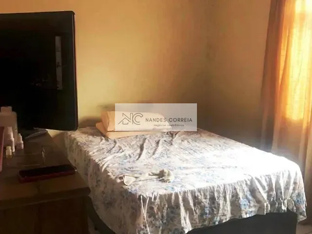 Casa 3 quartos e 1 banheiro, à venda, no bairro Ideal em Londrina