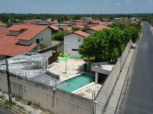 Casa com 1200m² 5 quartos e 3 banheiros, para alugar, no bairro Ininga em Teresina