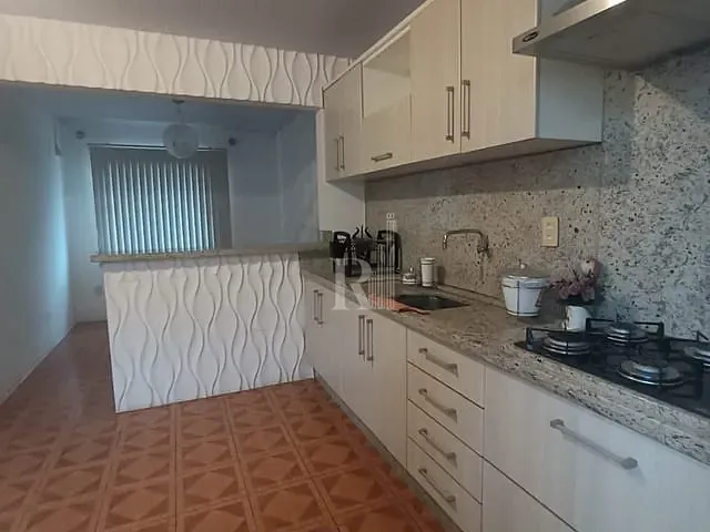 Casa 2 quartos e 2 banheiros, à venda, no bairro Areias em Tijucas