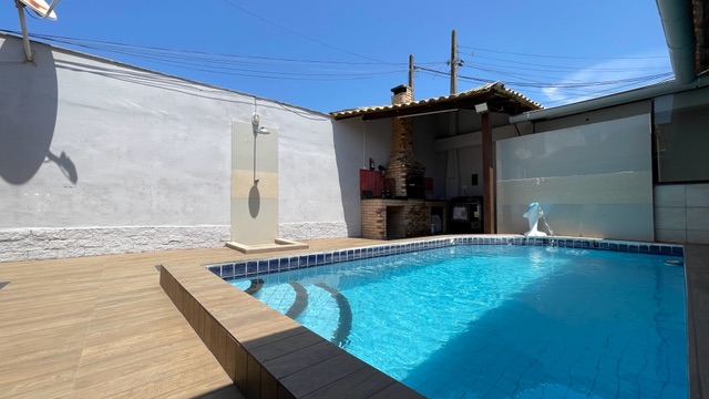 Casa com 360m² 5 quartos e 5 banheiros, à venda, no bairro Parque Burle em Cabo Frio