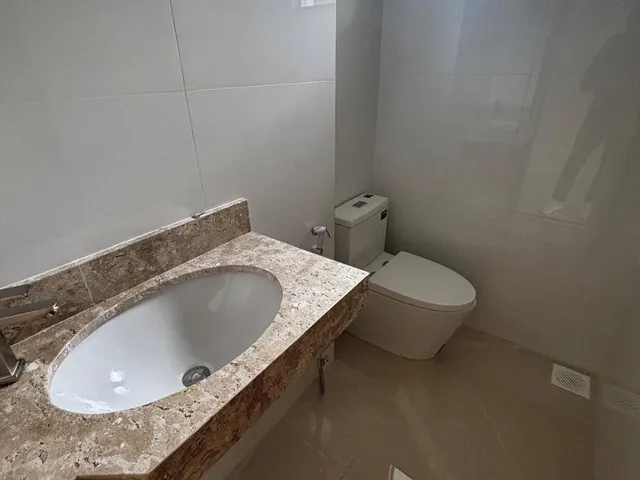 Casa com 100m² 2 quartos e 2 banheiros, à venda, no bairro Vale das Palmeiras em Macaé