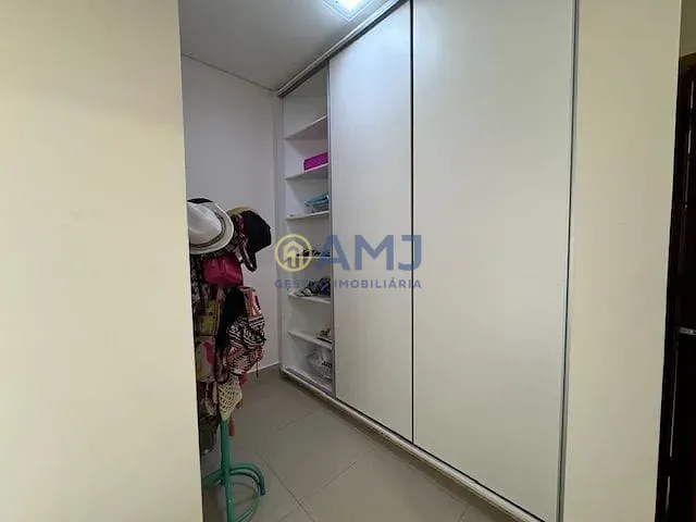 Casa, 4 quartos, 240 m² - Foto 30