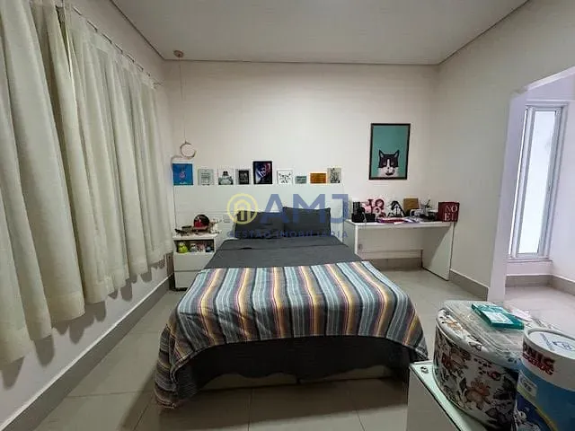 Casa, 4 quartos, 240 m² - Foto 29
