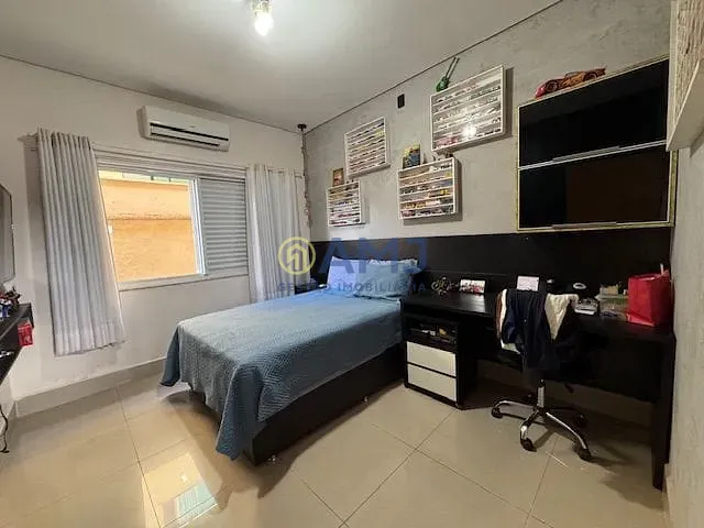 Casa, 4 quartos, 240 m² - Foto 37