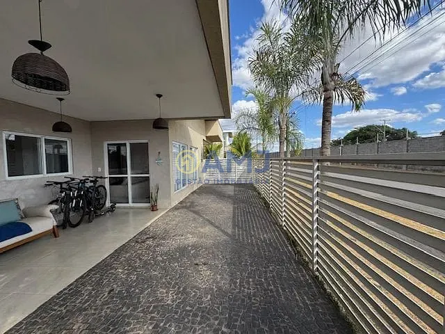 Casa, 4 quartos, 240 m² - Foto 25