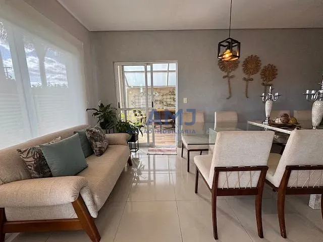 Casa, 4 quartos, 240 m² - Foto 9