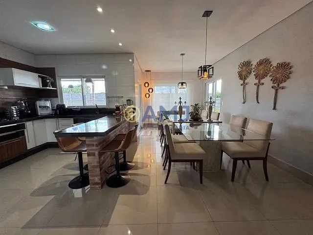 Casa, 4 quartos, 240 m² - Foto 7