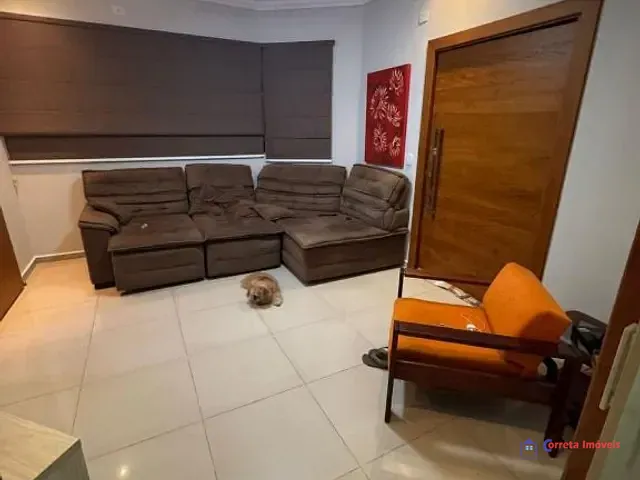 Casa com 313m², à venda, no bairro Ipê em Três Lagoas