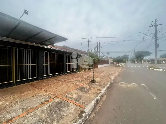 Casa com 180m² 2 quartos e 1 banheiro, à venda, no bairro Jardim Novo Horizonte em Rolândia