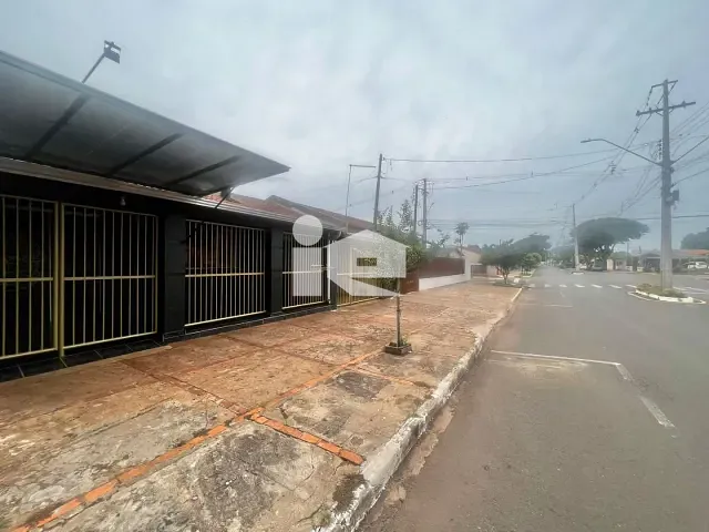 Casa com 180m² 2 quartos e 1 banheiro, à venda, no bairro Jardim Novo Horizonte em Rolândia