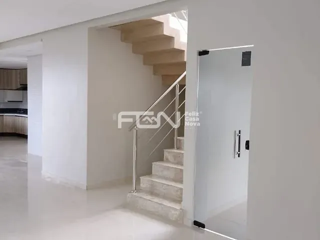 Casa com 275m² 3 quartos e 2 banheiros, à venda, no bairro Cascalheira em Camaçari
