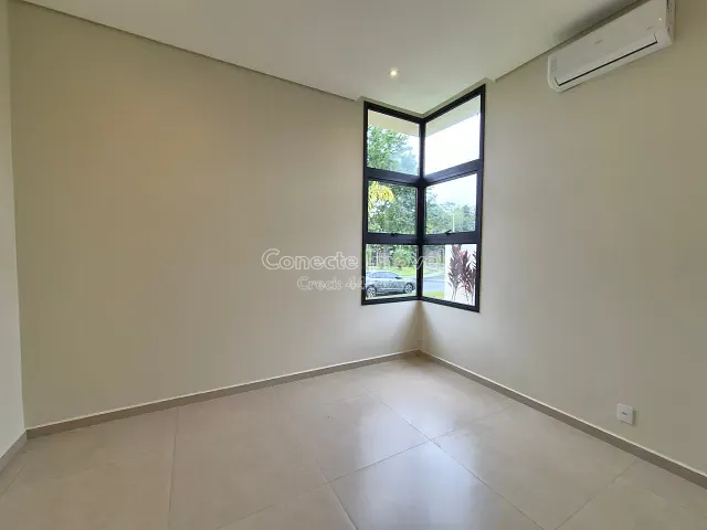 Casa 3 quartos e 4 banheiros, à venda, no bairro Residencial Campo Camanducaia em Jaguariúna