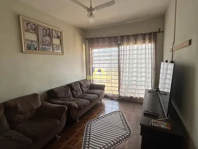 Casa com 341m² 3 quartos e 2 banheiros, à venda, no bairro Vila Teixeira em Salto