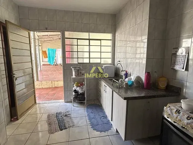 Casa com 341m² 3 quartos e 2 banheiros, à venda, no bairro Vila Teixeira em Salto