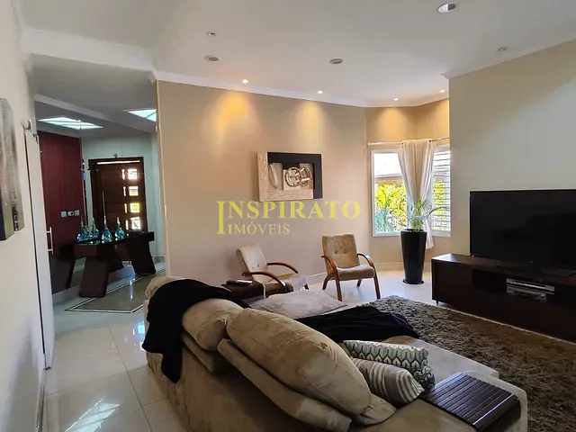 Casa com 1200m² 3 quartos e 5 banheiros, à venda, no bairro Medeiros em Jundiaí