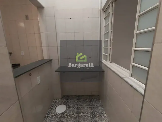Casa 4 quartos e 3 banheiros, para alugar, no bairro Costa Pinto em Lavras