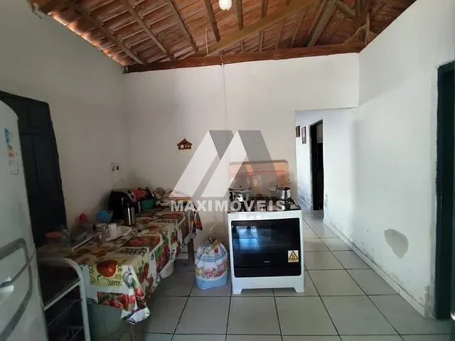 Casa com 175m² 3 quartos e 1 banheiro, à venda, no bairro Esplanada em Araçuaí