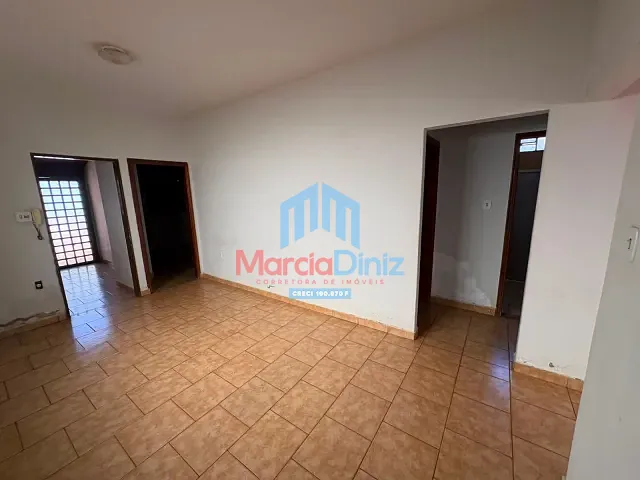 Casa com 250m² 3 quartos e 2 banheiros, à venda, no bairro Jardim Marajoara em Ituverava