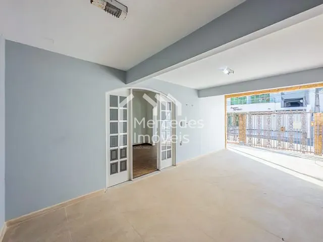 Casa com 202m², para alugar, no bairro Centro em Itajaí
