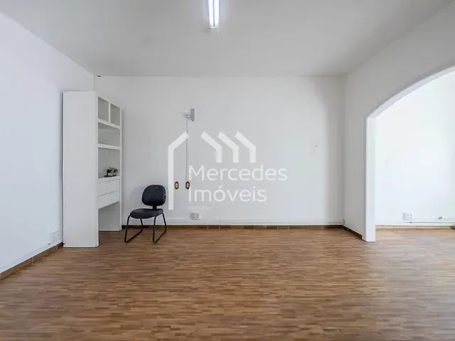Casa com 202m², para alugar, no bairro Centro em Itajaí