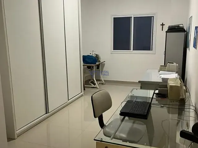 Casa com 457m² 4 quartos e 6 banheiros, à venda, no bairro Condomínio Residencial Jaguary em São José dos Campos