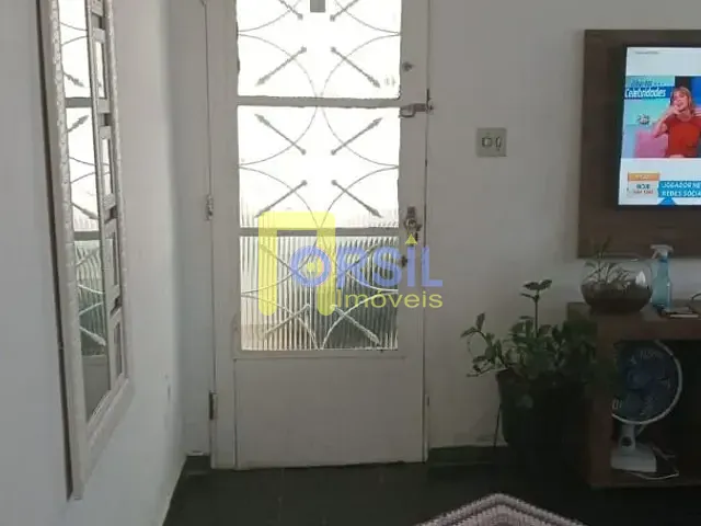 Casa com 70m² 3 quartos e 1 banheiro, à venda, no bairro Vila Tietê em Mogi das Cruzes