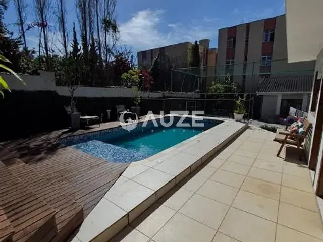 Casa 4 quartos e 5 banheiros, à venda, no bairro Hugo Lange em Curitiba