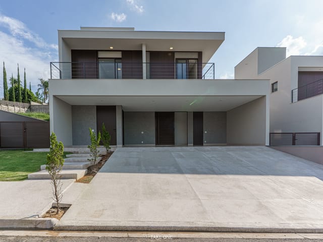 Casa com 600m² 3 quartos e 4 banheiros, à venda, no bairro Bosque em Vinhedo