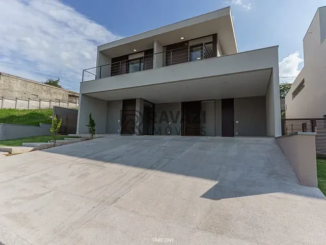 Casa com 600m² 3 quartos e 4 banheiros, à venda, no bairro Bosque em Vinhedo