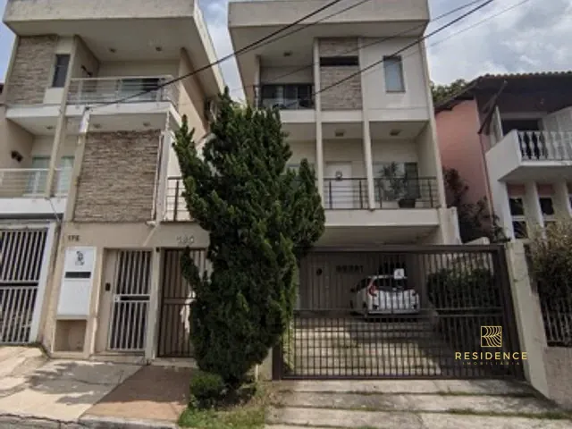 Casa 3 quartos e 4 banheiros, à venda, no bairro Laranjal em Volta Redonda