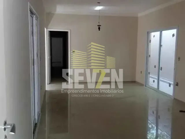 Casa com 263m², à venda, no bairro Vila Pacífico em Bauru