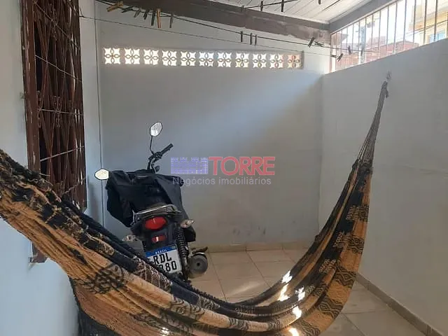 Casa 3 quartos e 2 banheiros, à venda, no bairro Hernani Sá em Ilhéus