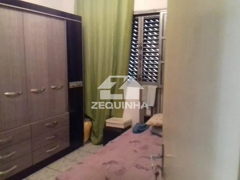 Casa, 6 quartos, 219 m² - Foto 3